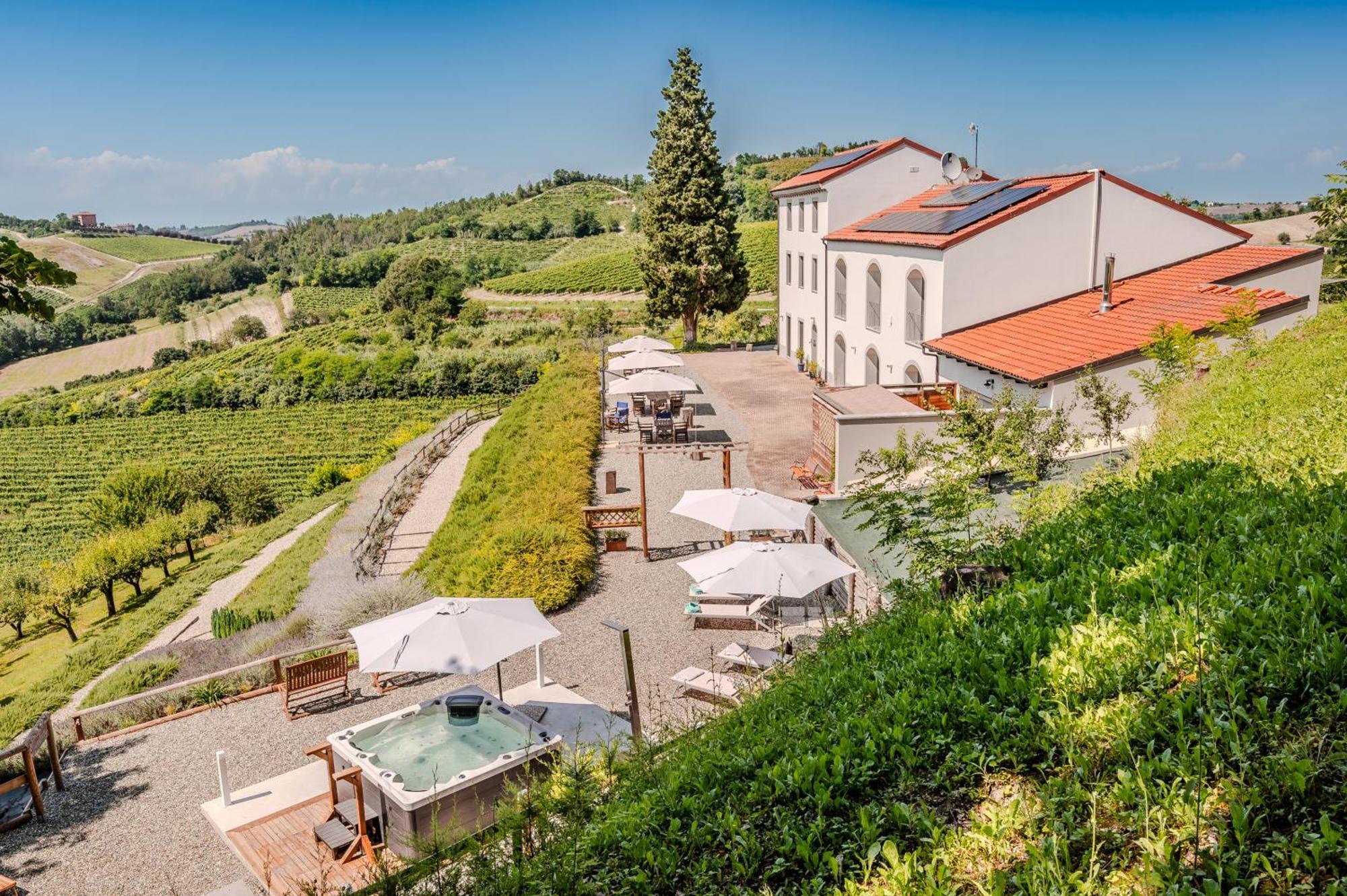 Villa Rocco Country House Ozzano Monferrato Eksteriør billede